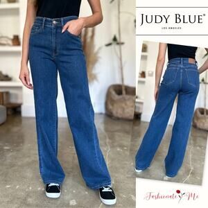 Judy Blue High Rise Waist Zipper Fly Stretch Medium Wash Straight Denim Jeans